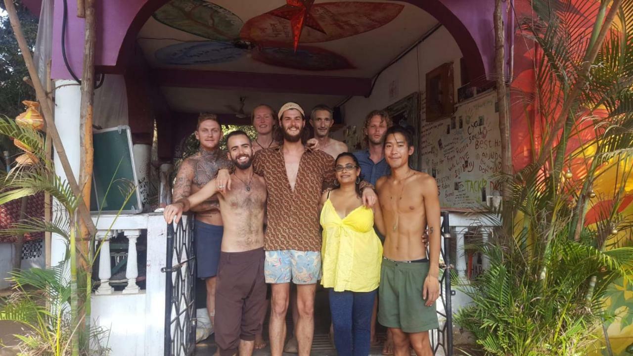 Bunkd Hostel, アンジュナ エクステリア 写真