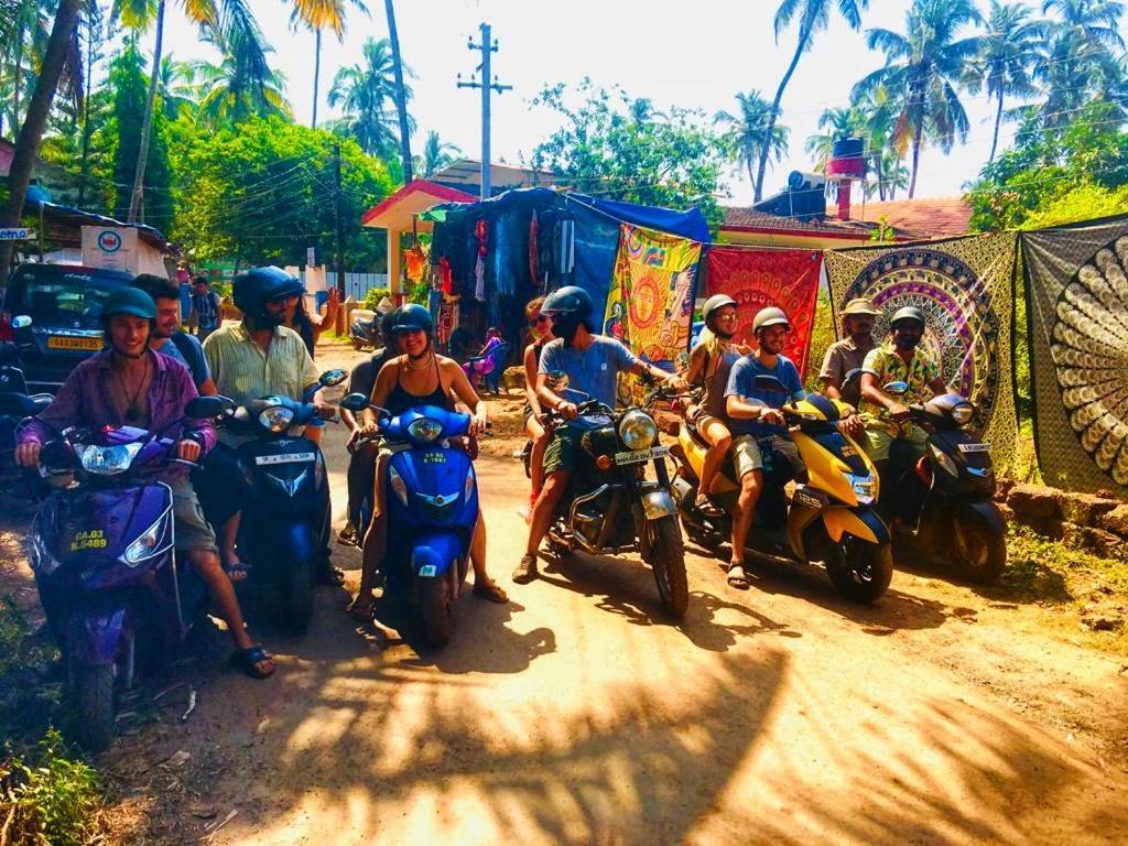 Bunkd Hostel, アンジュナ エクステリア 写真