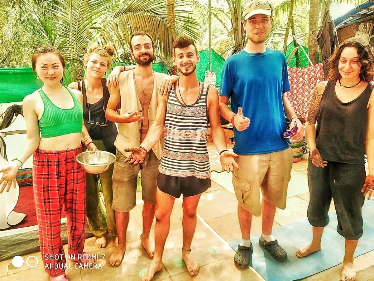 Bunkd Hostel, アンジュナ エクステリア 写真