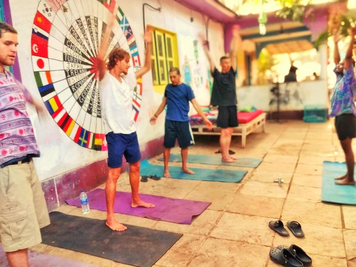 Bunkd Hostel, アンジュナ エクステリア 写真